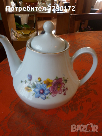 Български порцелан - стара кана за чай