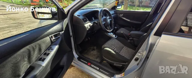 Toyota Corolla 1.4D4D, снимка 11 - Автомобили и джипове - 49969795