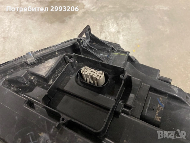 Ауди q5 ляв фар, снимка 3 - Части - 53650537