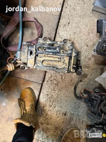 Компресор за въздушното окачване на Ауди Audi A8 D4 H4 само за 430лв. 4H0616005C, снимка 2 - Части - 49288204