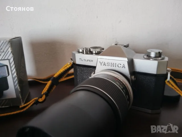 Камера YASHICA TL SUPER Japan, снимка 2 - Фотоапарати - 56258350