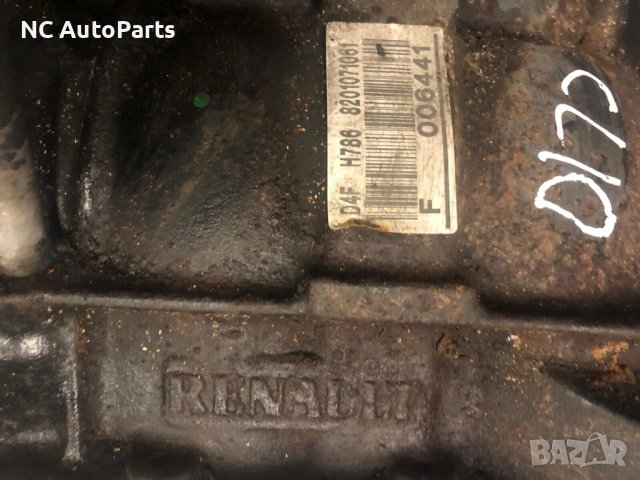 Цилиндров блок за Renault Рено Клио 1.2 турбо бензин 100 D4F784 8201071061 2010, снимка 9 - Части - 39418533