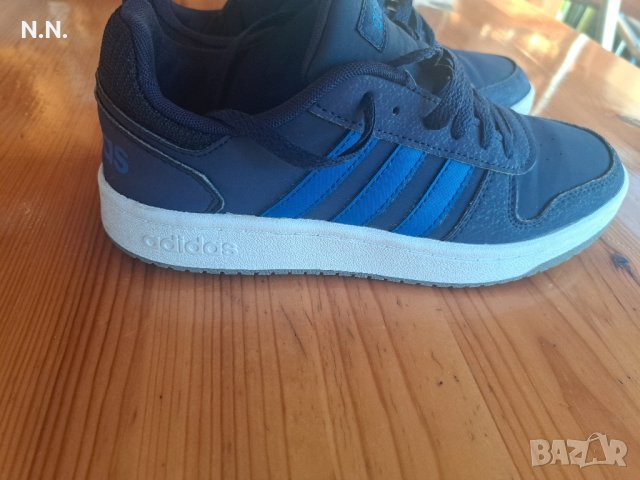 Продавам маратонки Adidas , снимка 4 - Маратонки - 41976684