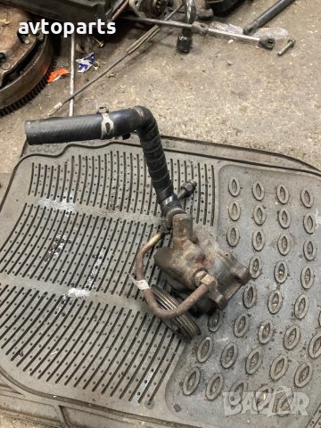 Ford Escort 1996 година 1.8td  Хидравлична Помпа