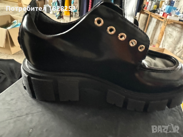 Обувки Moschino, снимка 9 - Дамски ежедневни обувки - 44838796
