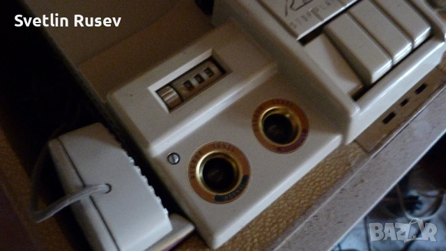 Лампов магнетофон, снимка 5 - Антикварни и старинни предмети - 53391392