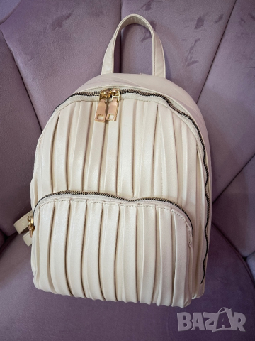 Дамска ваниела раница , снимка 3 - Раници - 44839271