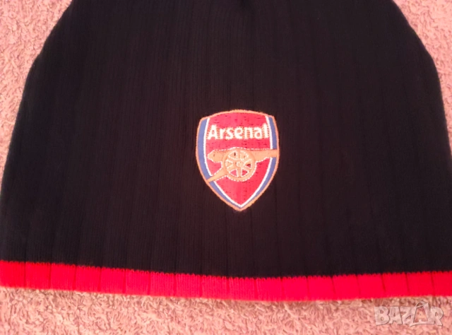 Оригинална зимна шапка Arsenal/Арсенал, снимка 2 - Фен артикули - 53124919