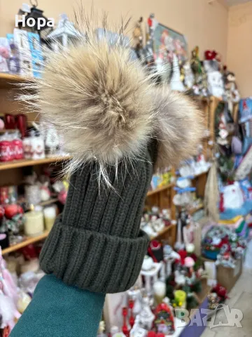 Шапка с два пуха естествен косъм , снимка 5 - Шапки - 35242870