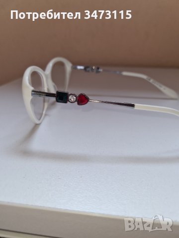 Компютърни очила-Moschino. Със свалящи се стъкла и възможност за ползване на рамката. , снимка 4 - Други - 41187481
