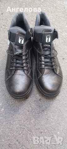 Детски/дамски боти 39 номер 