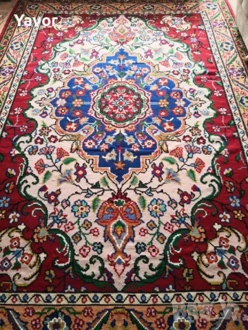 Продавам Нов Котленски килим