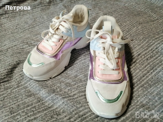 Дамски маратонки , снимка 2 - Маратонки - 51623604