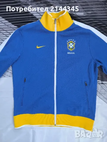 Nike Brasil размер L, снимка 2 - Спортни дрехи, екипи - 48311935