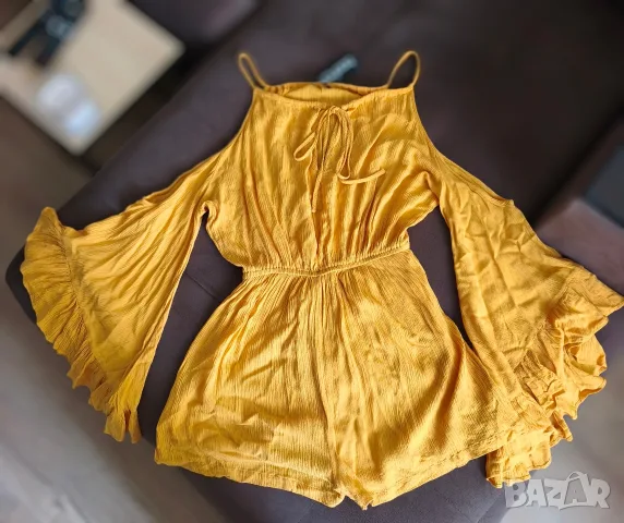 Дамски гащеризон Boohoo, снимка 2 - Гащеризони - 55788946