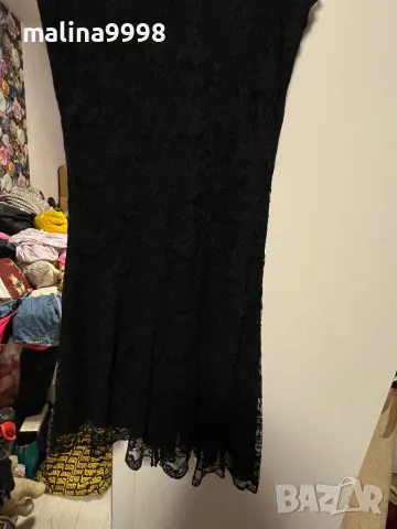 Черна дантелена рокля 