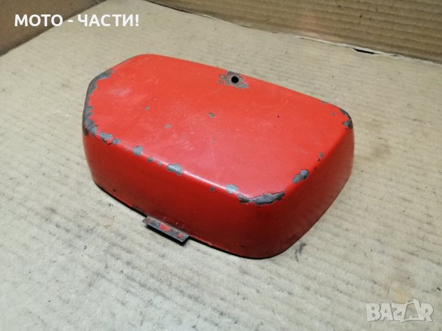 Страничен Десен Капак За ЧЕЗЕ 250, 350. / НОМЕР 4.