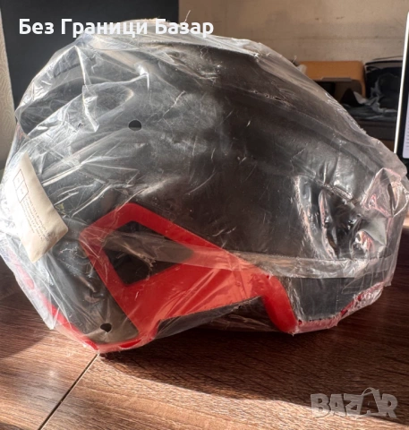 Нова Защитна каска за колело и тротинетка – удароустойчива, лека, черно-червена