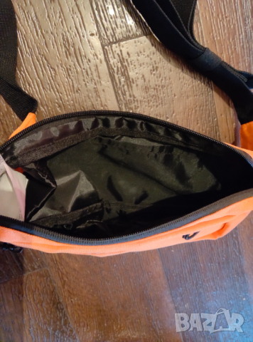 Чанта за кръста New Yorker icono, снимка 4 - Чанти - 53261326