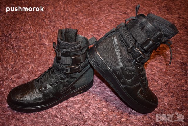 Nike SF-Air Force1 Triple Black 46 номер, снимка 2 - Маратонки - 36005071