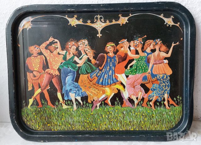 Подноси: красив метален поднос с танцова сцена, шут, бамбук, чиния, пепелник