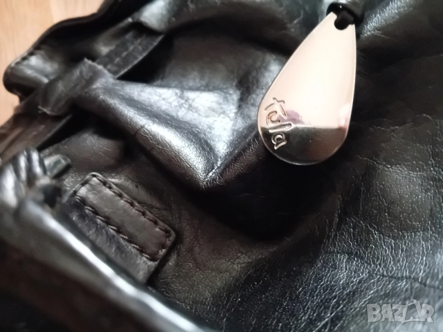  Tula by Radley / Малка дамска чанта естествена кожа., снимка 4 - Чанти - 53749118