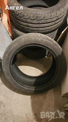 18ки летни гуми, снимка 2 - Гуми и джанти - 49900525