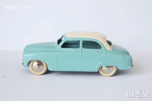 DINKY TOYS SIMCA 9 ARONDE МОДЕЛ КОЛИЧКА
