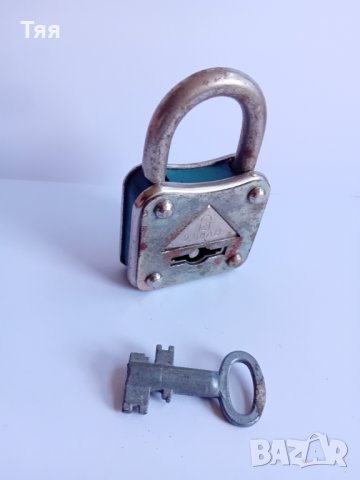 Стар катинар за декорация 