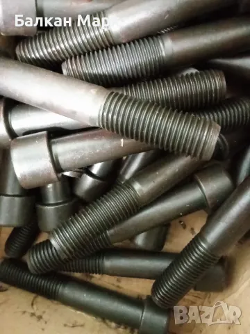 Черен болт, болтове с кръгла глава М20х120 - DIN 912, якост 8.8, оксидиран, снимка 3 - Други машини и части - 50300862