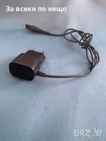 Оригинален адаптор за тримери Philips 8V 2W 100mA, снимка 2 - Друга електроника - 48584409
