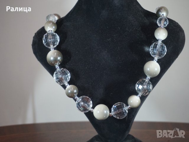 Елегантни Колиета, снимка 2 - Колиета, медальони, синджири - 35891939