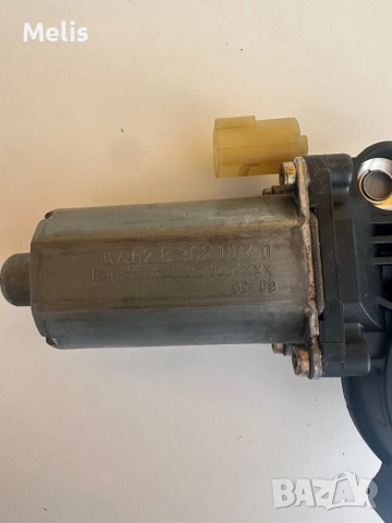 Машинка за прозорец за БМВ е46, снимка 4 - Части - 51837681