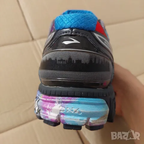 маратонки Brooks Releases Berlin-Inspired Ghost 8  номер 45, снимка 15 - Маратонки - 50060899