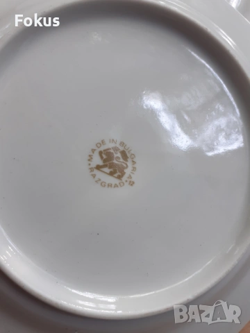 Сервиз чинии - български порцелан - 6 бр. с риби чиния, снимка 4 - Антикварни и старинни предмети - 53275080