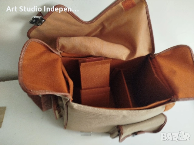 Продавам ретро фотографска чанта , снимка 3 - Чанти, стативи, аксесоари - 53844140