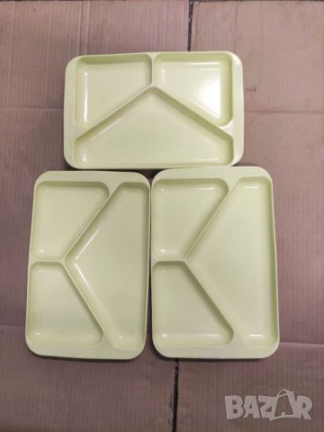 Продавам Поднос №290 " Пластхим" Тервел  НРБ, снимка 2 - Прибори за хранене, готвене и сервиране - 34740845