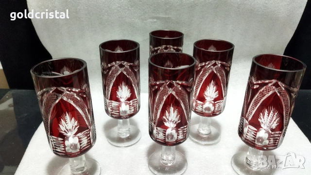 кристални чаши цветен червен кристал , снимка 2 - Антикварни и старинни предмети - 52682628