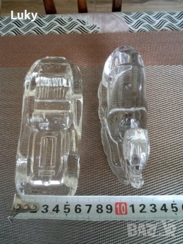 Прекрасно произведение на изкуството фигури от стъкло-ретро кола и камила. Цената е за двете., снимка 5 - Колекции - 42268161