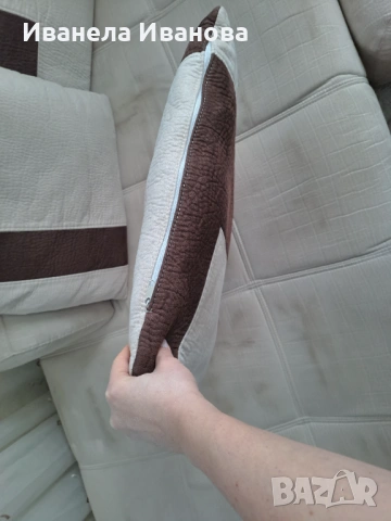 СПЕШНО! Ъглов диван с възглавнички, снимка 4 - Дивани и мека мебел - 53658873