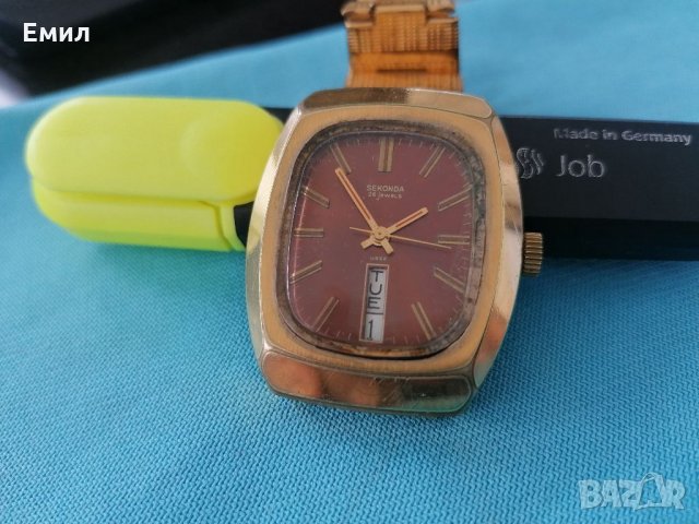 Колекционерски часовник SEKONDA SLAVA 26 JEWELS 