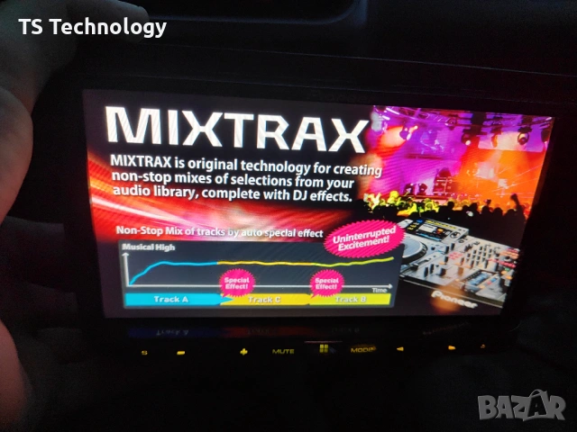 Висок клас Мултимедия Pioneer AVH-X8500BT мултимедия, снимка 2 - Аксесоари и консумативи - 53045625