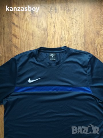 nike dri fit - страхотна мъжка тениска КАТО НОВА , снимка 4 - Тениски - 40518238