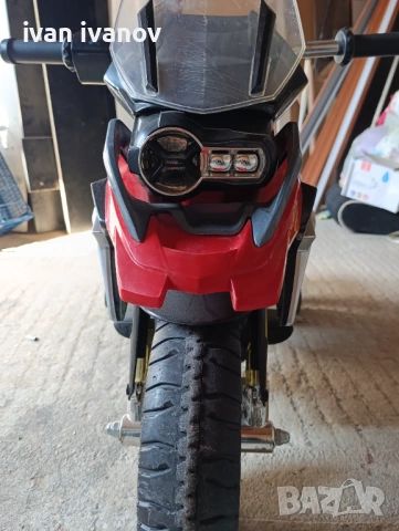 Акумулаторен мотор bmw GS 1200, снимка 6 - Електрически играчки - 53868995
