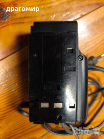 Sony AC-V25 , снимка 3 - Батерии, зарядни - 44275592