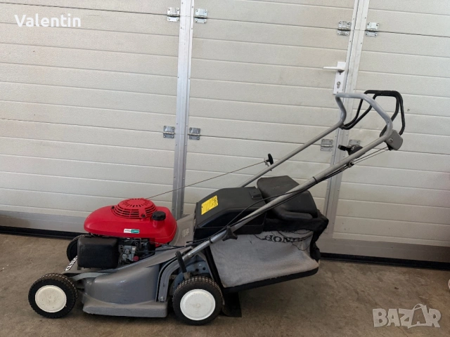 Самоходна косачка Honda с мелчер, снимка 2 - Градинска техника - 53856646