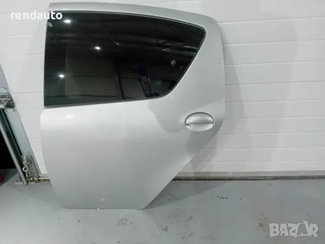 Задна лява врата Toyota Aygo 1 1.4hdi 2005-2014 4врати