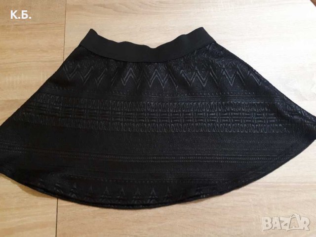 Къса черна поличка р-р XS,S, снимка 2 - Поли - 41306419