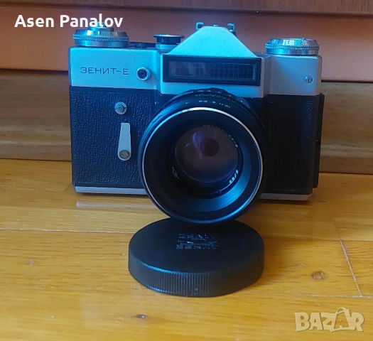 Фотоапарат ZENIT E 1965г 2 бр, снимка 9 - Фотоапарати - 49613131
