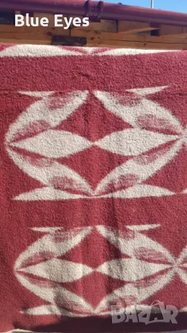 Одеяло с шарка - Вишнево - Ново, снимка 2 - Олекотени завивки и одеяла - 49679916